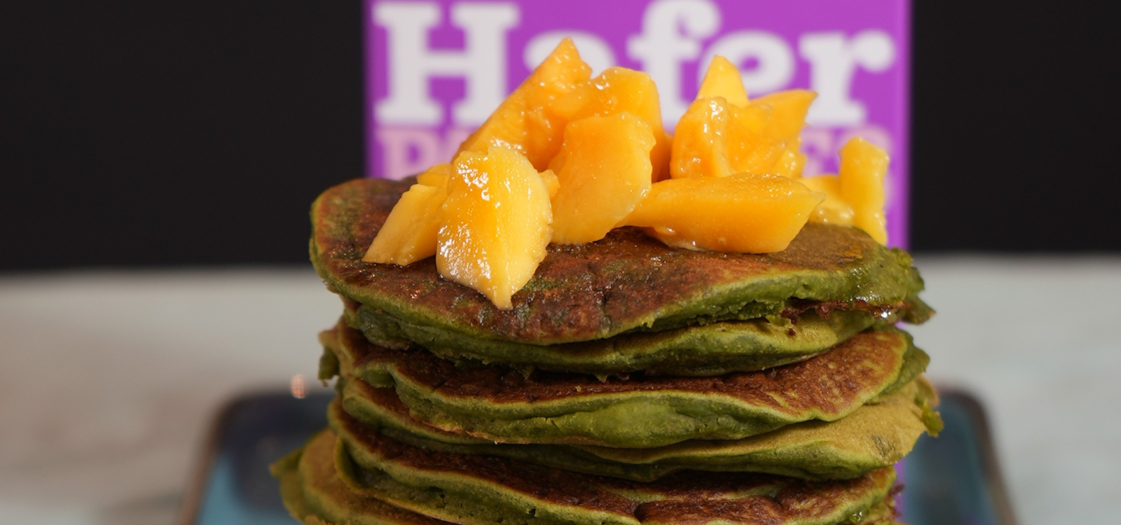 GLUTENFREIE MACHA HAFER PANCAKES