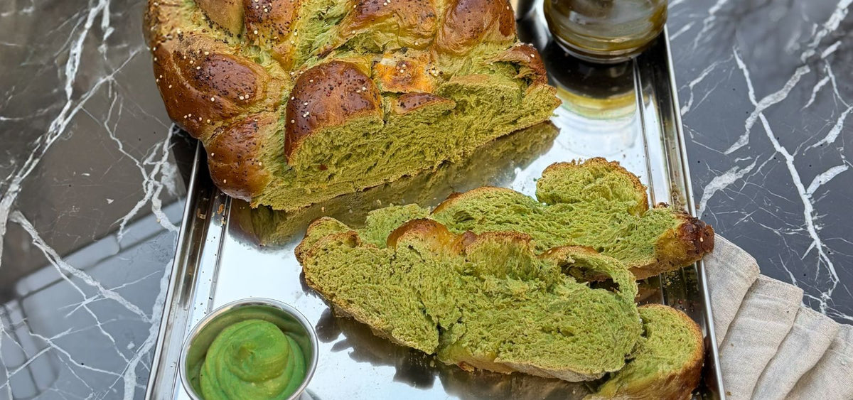 Matcha Allerheiligenstriezel
