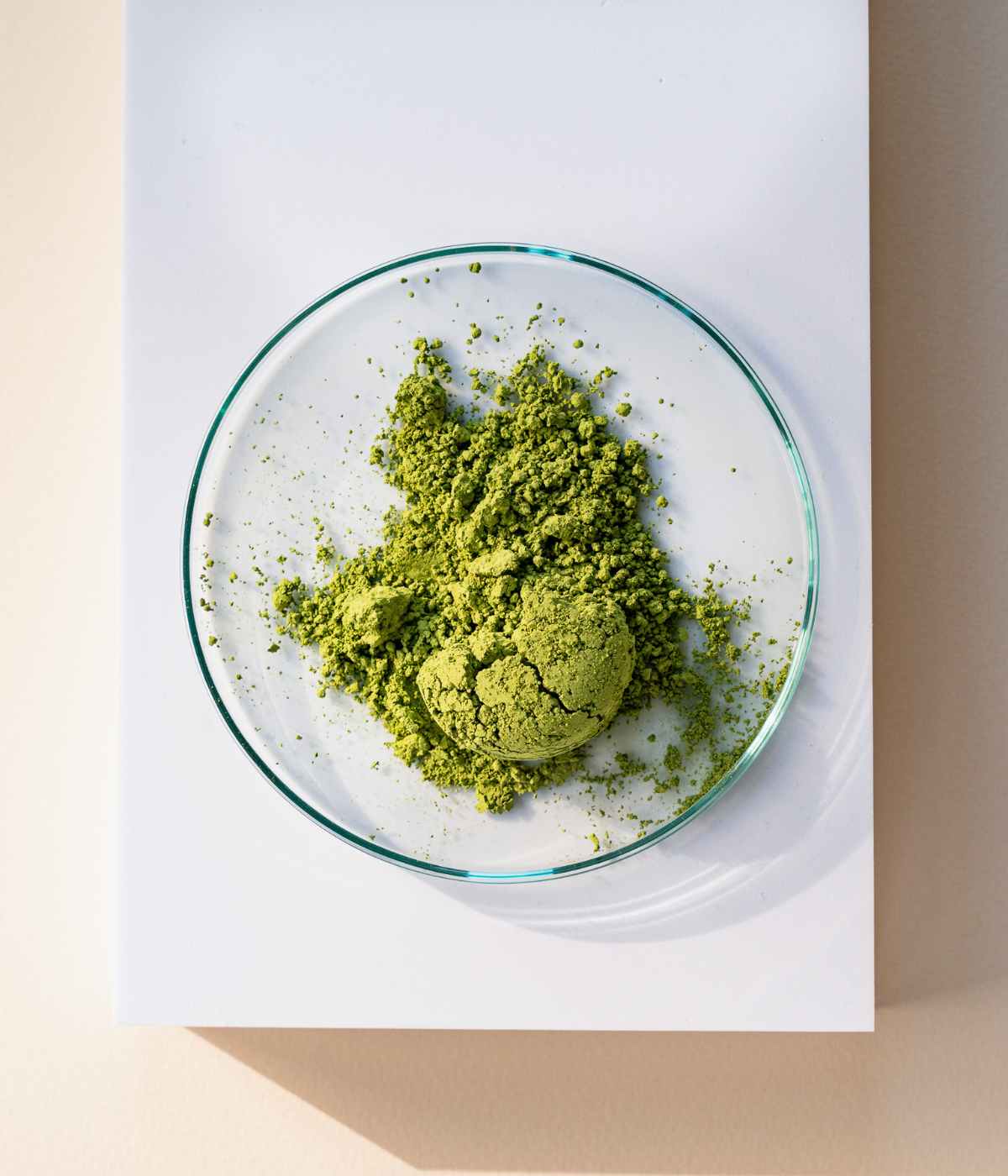 Matcha Pulver in einer Schale